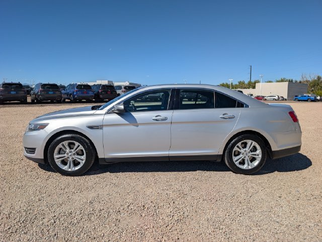 Used 2016 Ford Taurus SEL w/ Equipment Group 201A FWD image 2
