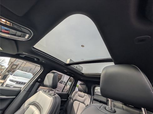 New 2025 Jeep Grand Cherokee Limited image 26