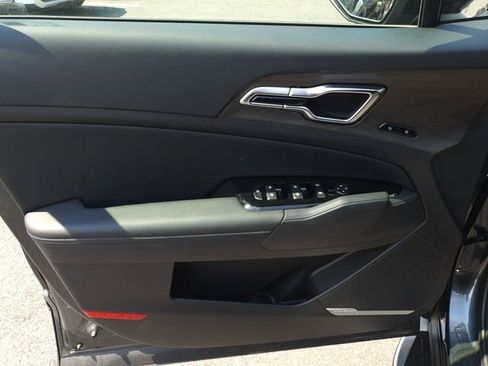 New 2025 Kia Sportage X-Line Prestige image 18