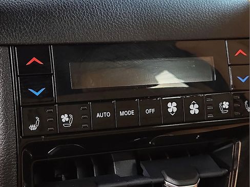 Used 2022 Jeep Grand Cherokee Summit image 10