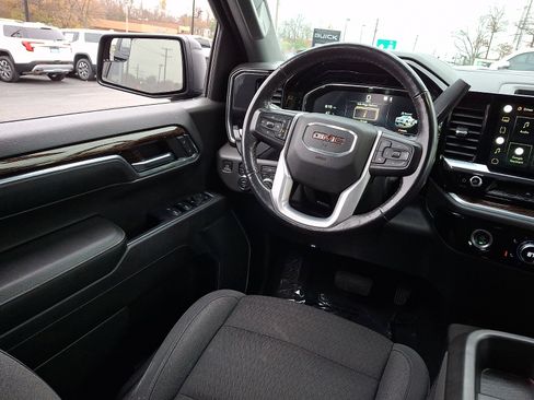 Certified 2022 GMC Sierra 1500 Elevation image 14