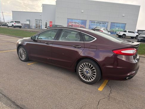 Used 2013 Ford Fusion Titanium w/ Titanium Driver Assist Pkg AWD/4WD image 4