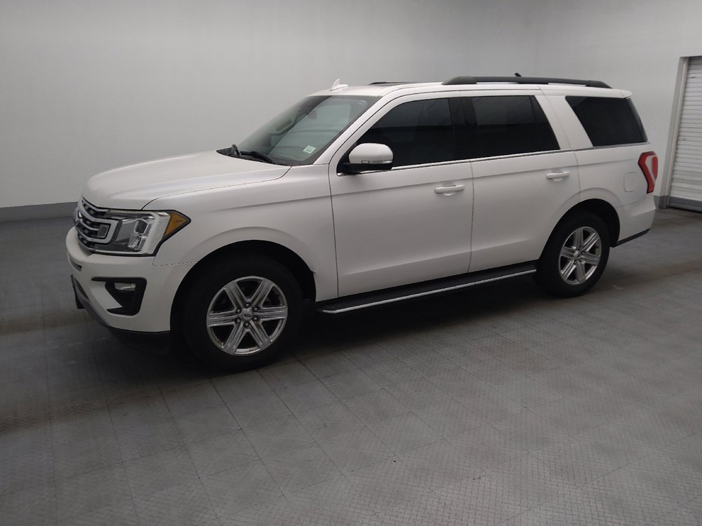 Used 2019 Ford Expedition XLT w/ Equipment Group 202A RWD image 2