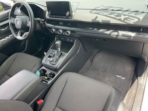 Used 2024 Honda CR-V LX image 28