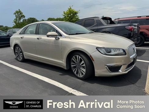 Used 2017 Lincoln MKZ Select w/ Technology Package FWD image 1