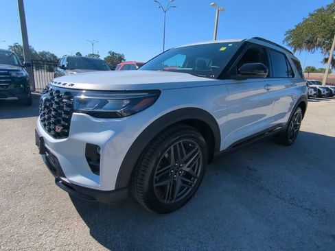 New 2026 Ford Explorer ST w/ Sun And Sound Package image 25