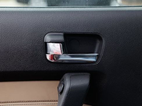 Used 2006 HUMMER H3 4dr 4WD SUV image 43