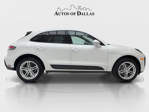 Used 2022 Porsche Macan AWD/4WD image 6