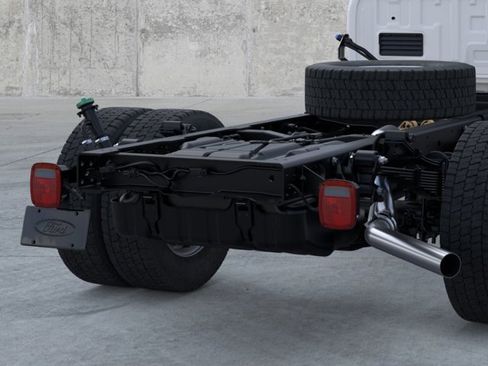 New 2026 Ford F550 4x4 Crew Cab image 21