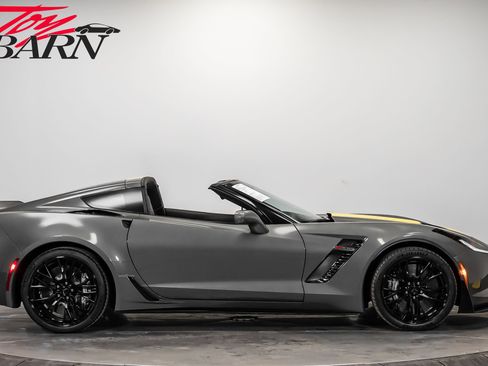 Used 2016 Chevrolet Corvette Z06 w/ 3LZ Preferred Equipment Group image 6