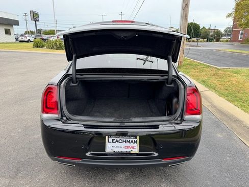 Used 2022 Chrysler 300 S RWD image 25