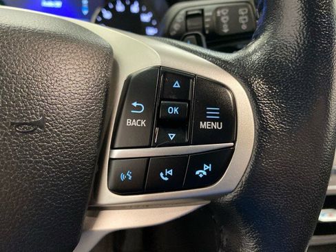 Used 2020 Ford Explorer XLT w/ Comfort Package image 22