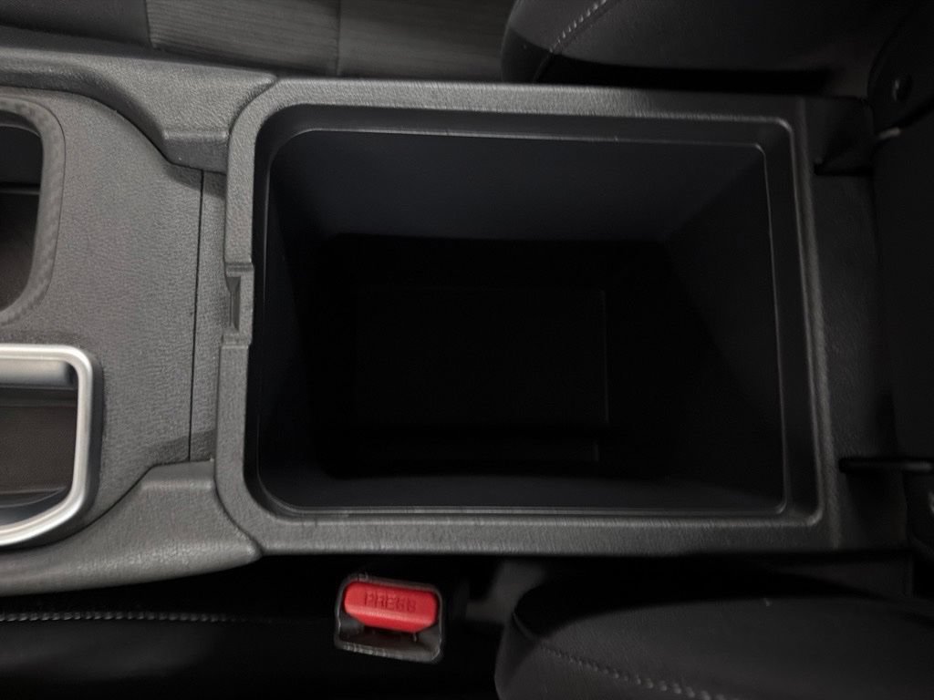 Used 2024 Nissan Sentra SV FWD image 34