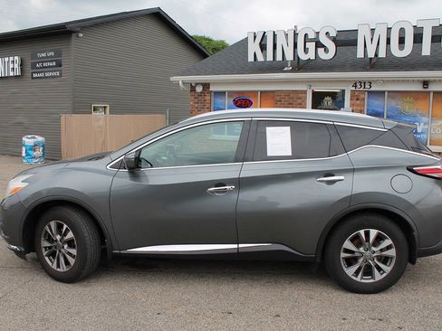 Used 2017 Nissan Murano SL w/ SL Technology Package AWD/4WD image 2