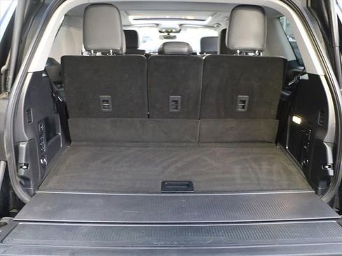 Used 2025 Ford Expedition Active image 13