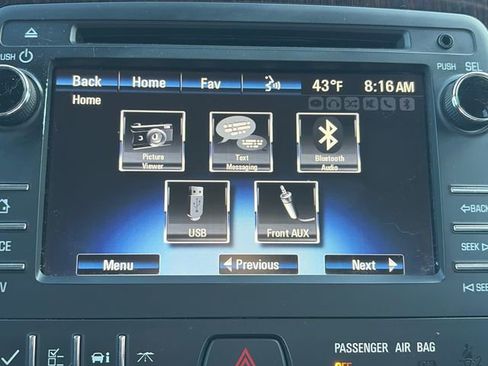 Used 2015 Chevrolet Traverse LT w/ Style and Technology Package image 43