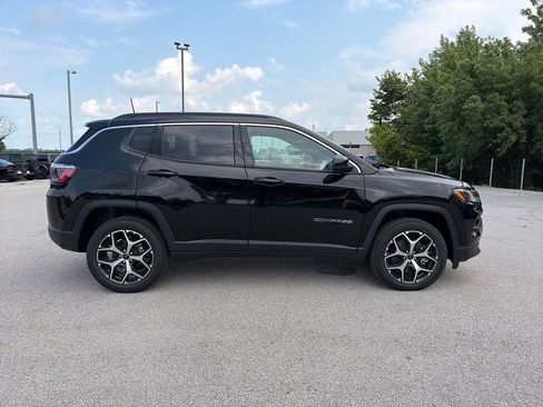 New 2026 Jeep Compass Limited AWD/4WD image 5
