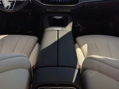 Used 2026 Mercedes-Benz E 350 Sedan image 12