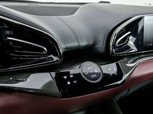 Used 2024 Ferrari Purosangue image 56