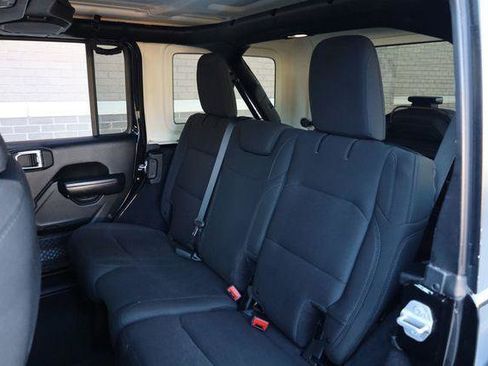 Used 2018 Jeep Wrangler Unlimited Sport S AWD/4WD image 23