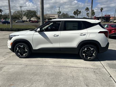 New 2026 Kia Seltos S image 9