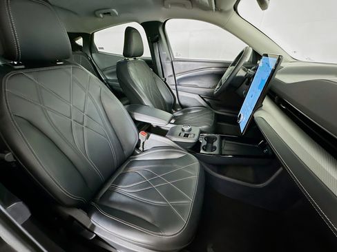 Used 2023 Ford Mustang Mach-E Select image 30