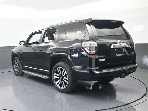 Used 2022 Toyota 4Runner Limited AWD/4WD image 4