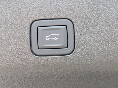 New 2026 Chevrolet Suburban LT w/ Comfort Package RWD image 15