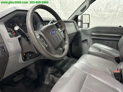 Used 2016 Ford F250 XL image 3