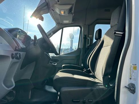 Used 2019 Ford Transit 150 XLT image 10