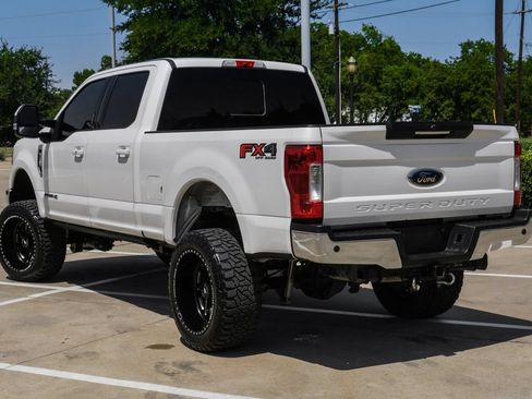 Used 2019 Ford F250 Lariat w/ Lariat Ultimate Package AWD/4WD image 9