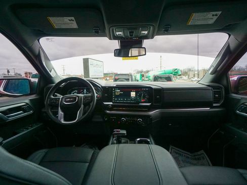 Used 2024 GMC Sierra 1500 SLT w/ SLT Premium Plus Package image 15