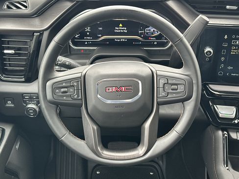 Used 2025 GMC Sierra 2500 AT4 w/ AT4 Premium Plus Package image 25