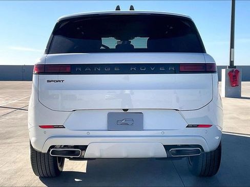 New 2026 Land Rover Range Rover Sport Dynamic SE image 4