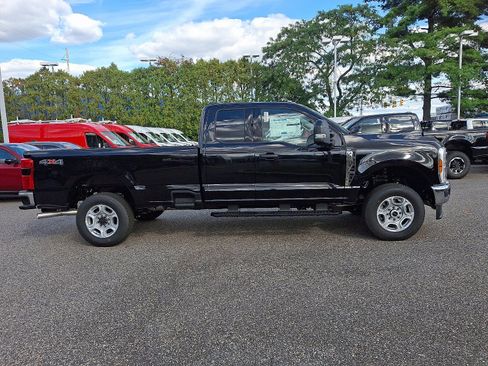 New 2026 Ford F250 XLT w/ 360-Degree Camera Package AWD/4WD image 8