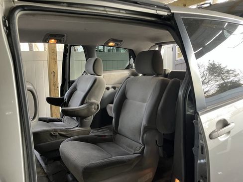 Used 2008 Toyota Sienna CE image 23