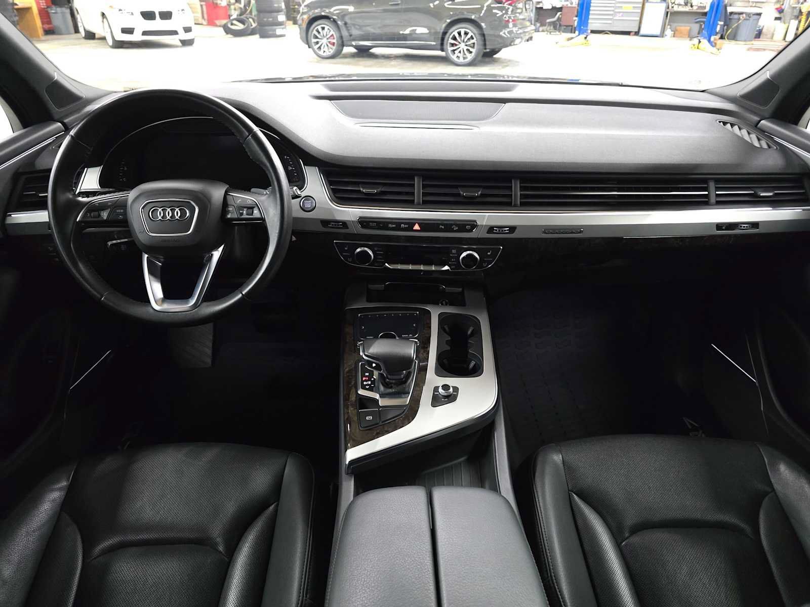 Used 2019 Audi Q7 2.0T Premium Plus w/ Premium Plus Package AWD/4WD image 18