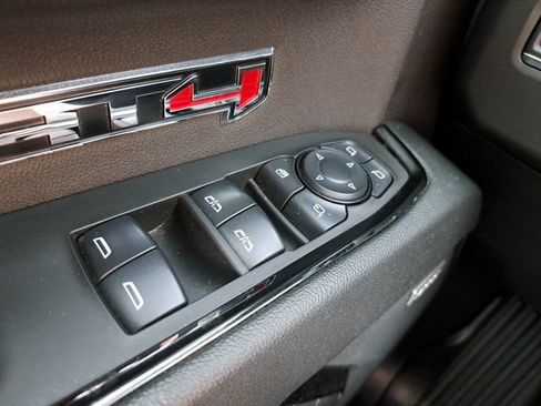 Used 2025 GMC Sierra 1500 AT4 w/ AT4 Premium Package AWD/4WD image 20