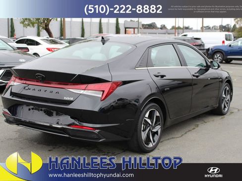 Used 2023 Hyundai Elantra Limited image 7