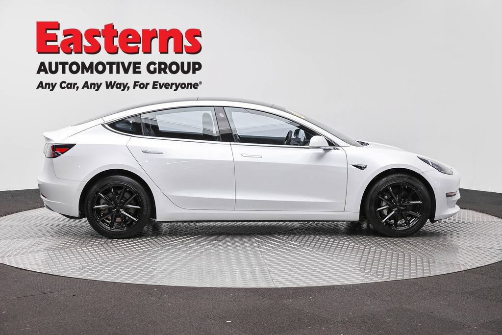 Used 2019 Tesla Model 3 Standard Range Plus RWD image 5