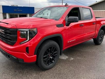 Used 2023 GMC Sierra 1500 Pro w/ Graphite Edition