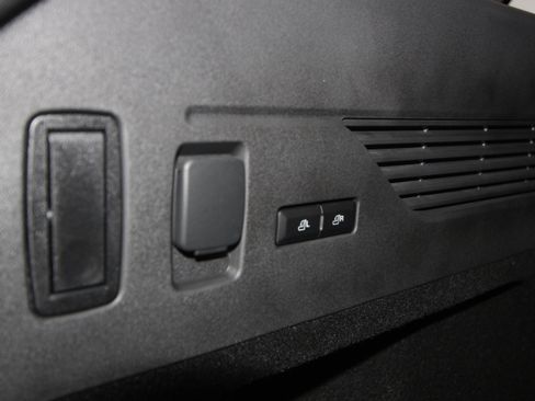 New 2026 Lincoln Nautilus Reserve image 36