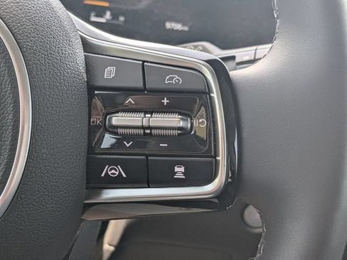 Certified 2026 Kia Carnival SX Prestige FWD image 26