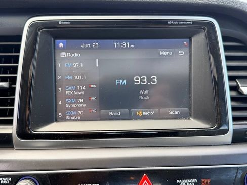 Used 2019 Hyundai Sonata Limited FWD image 15