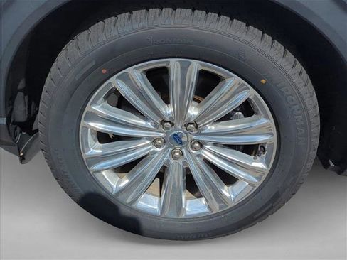 Used 2023 Ford Explorer Limited w/ Hybrid Equipment Group 310A RWD image 24