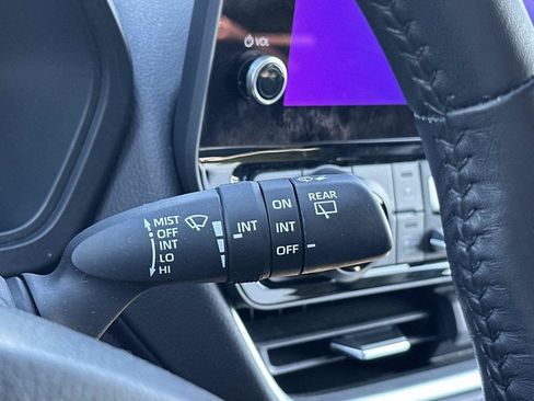 Used 2025 Toyota Grand Highlander FWD image 32