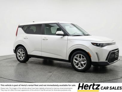 Used 2025 Kia Soul LX w/ LX Technology Package