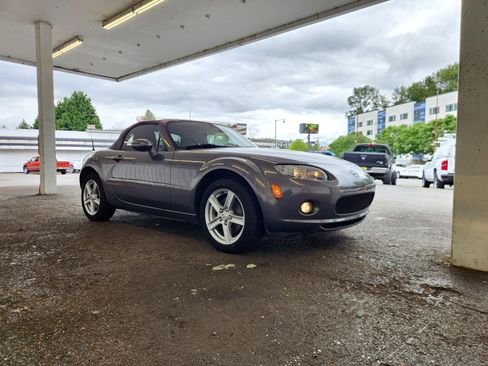 Used 2007 MAZDA MX-5 Miata Sport RWD image 7
