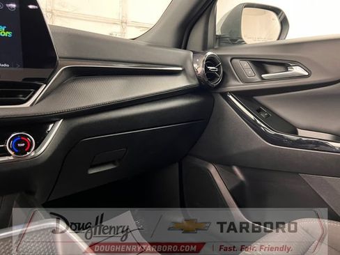 Used 2025 Chevrolet Equinox LT FWD image 42