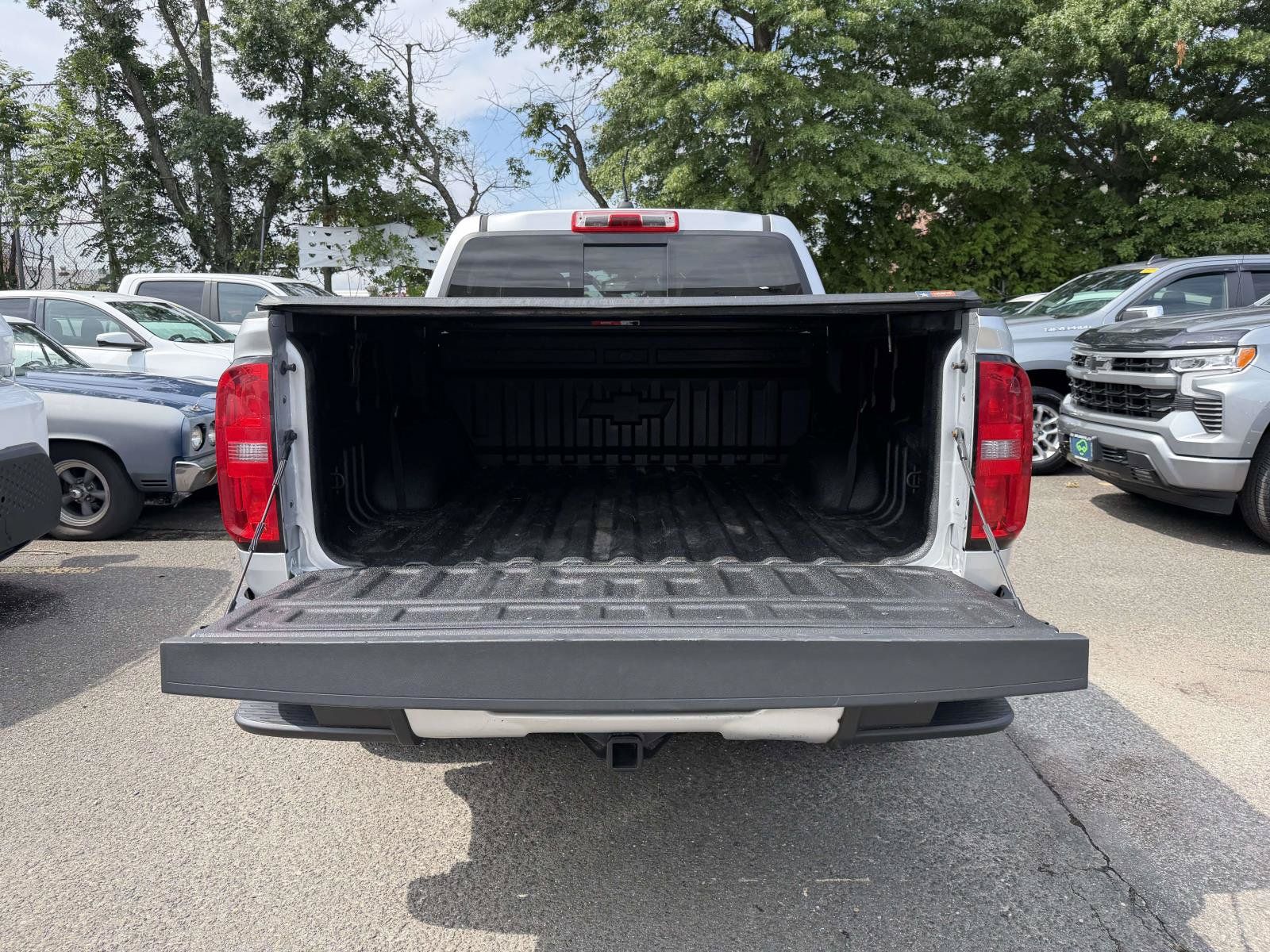 Used 2019 Chevrolet Colorado LT w/ LT Convenience Package AWD/4WD image 10